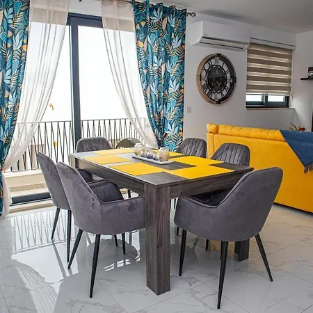 Apartment In Mellieha, Malta *
